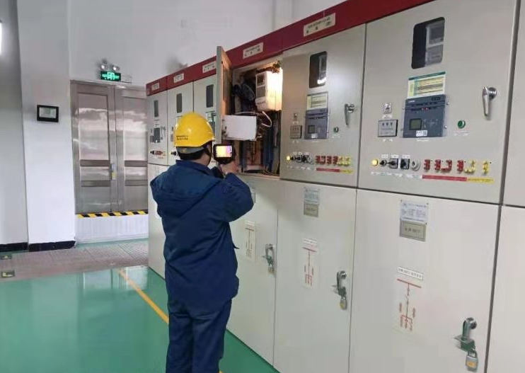 國網(wǎng)慈溪市供電公司用心巡視、及時(shí)消缺確保電網(wǎng)安全穩(wěn)定運(yùn)行