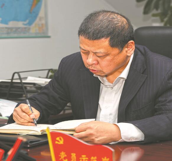 有他在，大家心里就有底了——記國家電網(wǎng)有限公司特等勞動模范汪波