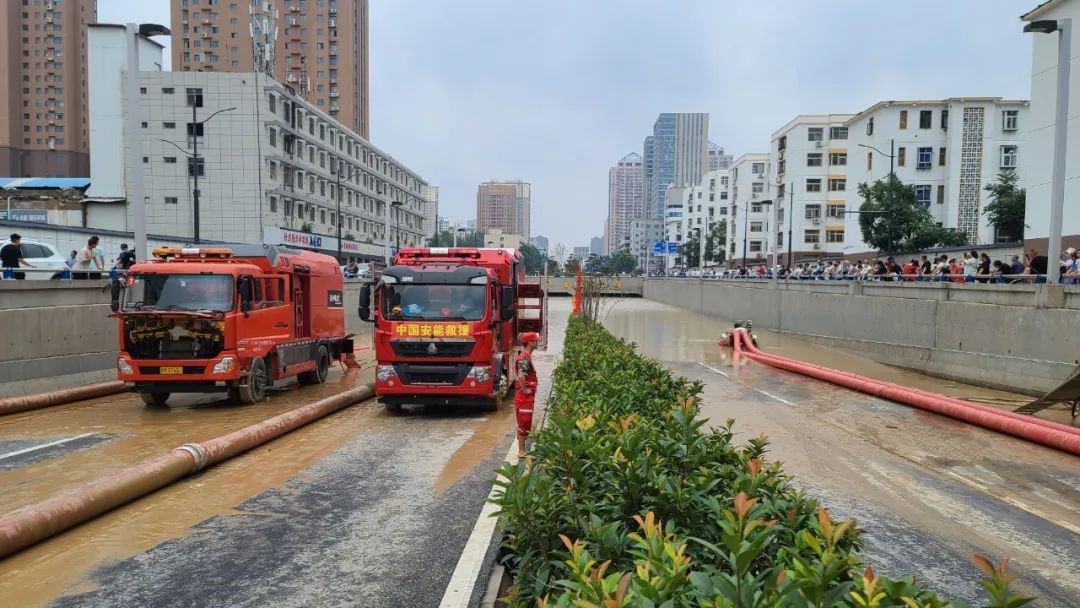 千里征程未下鞍，排澇備勤又揚(yáng)鞭——中國安能第三工程局就位后立即組織搶險(xiǎn)救援工作