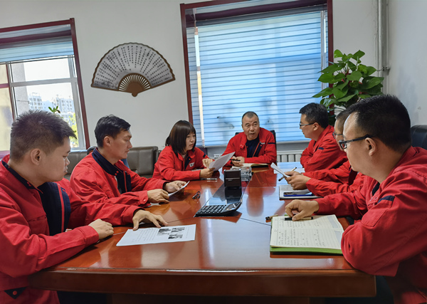 烏海電業(yè)局千里山分局：修訂宣貫班組標(biāo)準(zhǔn)，促進班組有序發(fā)展
