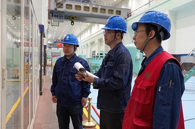 國網(wǎng)劉家峽水電廠節(jié)日保電，我在光明源頭堅守