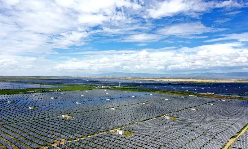 內(nèi)蒙古、甘肅、青海、寧夏3000萬(wàn)千瓦大型風(fēng)電光伏基地項(xiàng)目有序開(kāi)工（附名單）