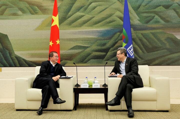錢智民會(huì)見中國(guó)燃?xì)舛戮种飨?、總裁劉明輝