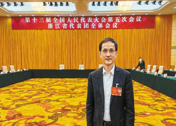 【兩會】電力為打造現(xiàn)代化濱海大都市注入動能——訪全國人大代表、浙江省寧波市經(jīng)濟和信息化局局長張世方