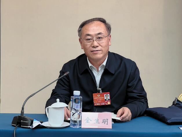 【兩會】國網(wǎng)電動汽車服務有限公司董事長、黨委書記全生明：加快構建交通能源融合發(fā)展體系 促進車與電網(wǎng)協(xié)同互動