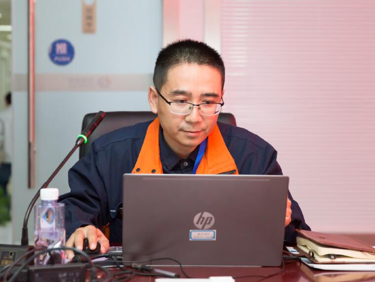 周效峰：半生矢志赴山河，鬢華雖改血仍殷