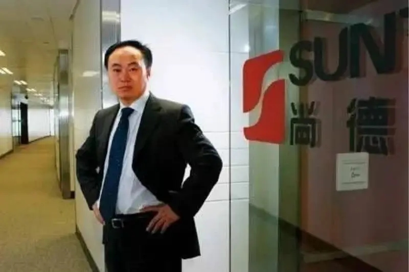 誰主沉浮！中外光伏十年余博弈終“落幕”