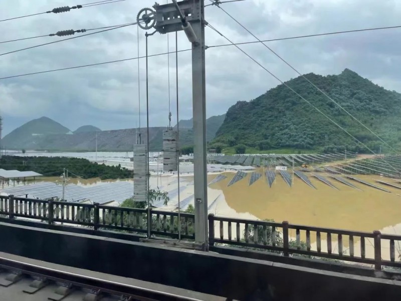 地面電站秒變漂浮電站，又一光伏電站被水淹！