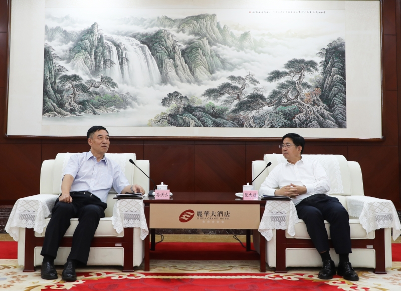 孫洪水與山西省委常委、常務(wù)副省長張吉福會談