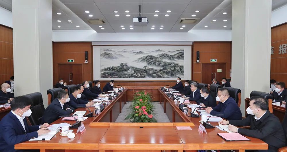 中核集團黨組書記、董事長余劍鋒與遼寧省委書記郝鵬、省長李樂成會談
