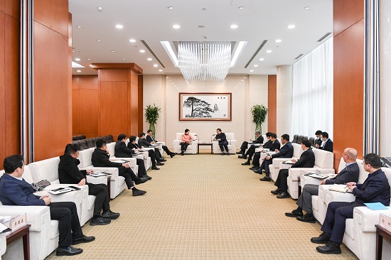 華能集團(tuán)總經(jīng)理、黨組副書記鄧建玲會(huì)見常州市市長盛蕾