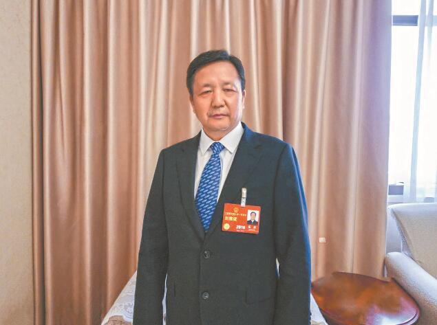 新型電力系統(tǒng)建設為電力裝備制造業(yè)帶來新機遇——訪全國人大代表，全國工商聯(lián)副主席，特變電工股份有限公司黨委書記、董事長張新