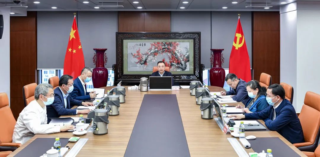 中國大唐黨組理論學習中心組(擴大)集體學習《中共中央關(guān)于加強黨的政治建設的意見》《關(guān)于在全黨大興調(diào)查研究的工作方案》等