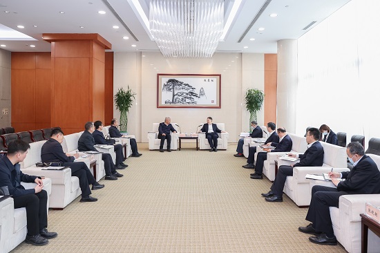 華能集團(tuán)黨組書記溫樞剛會(huì)見青海省委常委、海東市委書記烏拉孜別克·熱蘇力汗