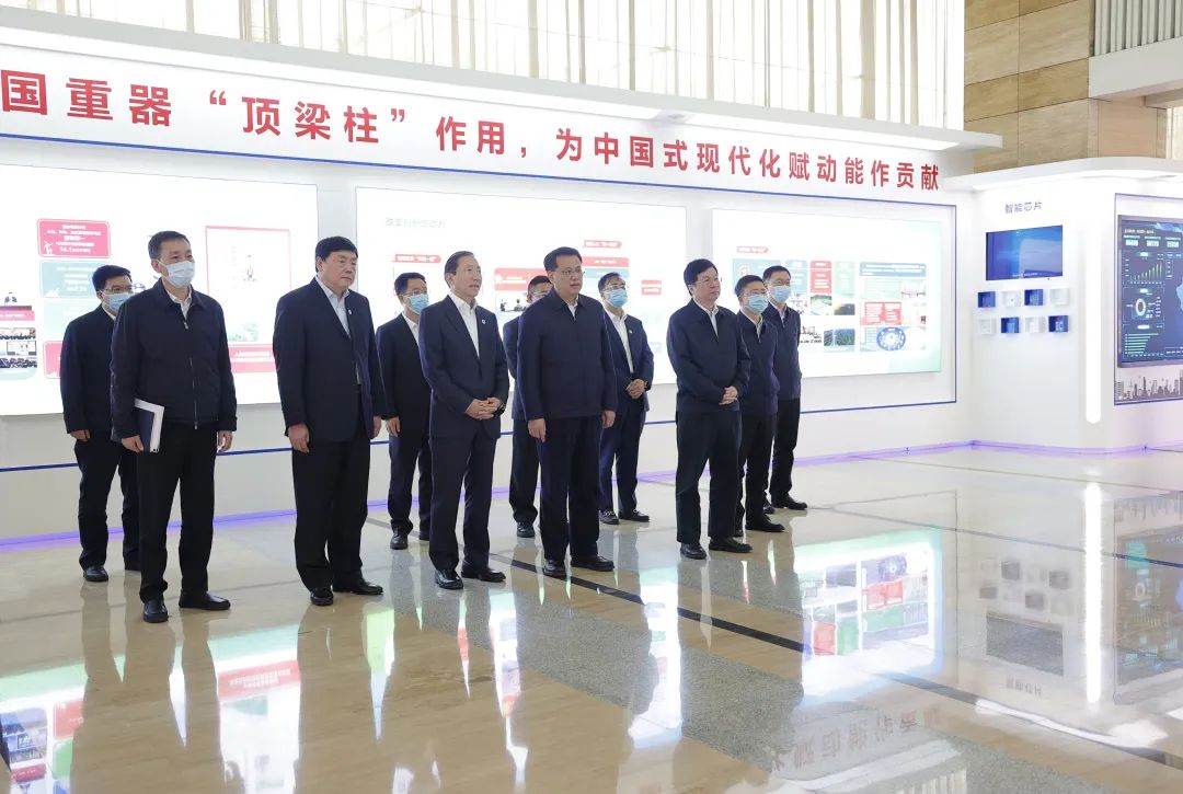 重慶市委書記袁家軍、市長(zhǎng)胡衡華與國(guó)家電網(wǎng)董事長(zhǎng)辛保安、總經(jīng)理張智剛會(huì)談
