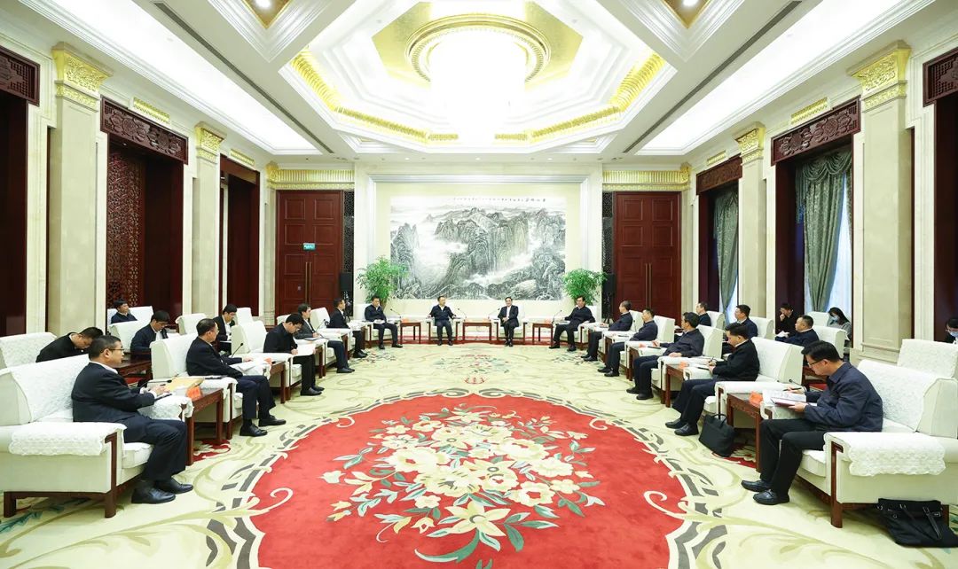 大唐集團(tuán)黨組書記鄒磊拜會貴州省委書記徐麟、省長李炳軍