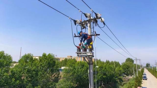 國(guó)網(wǎng)安陽(yáng)供電公司一次綜合檢修力?！?年0跳”