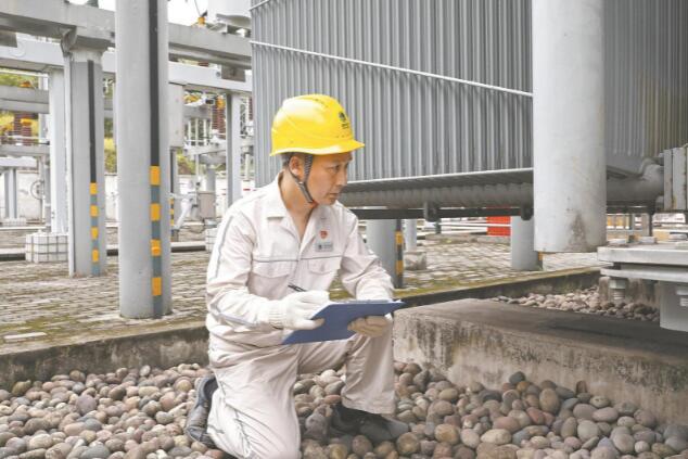 26年，變電運維一線的耕耘與創(chuàng)新——記全國五一勞動獎章獲得者池永