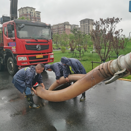 聞“汛”而動，彰顯央企擔(dān)當(dāng)——水電三局雄安項目全力奮戰(zhàn)防汛搶險第一線