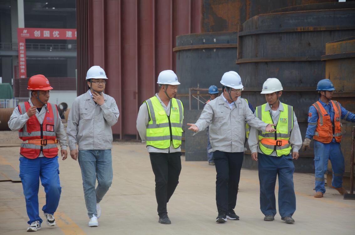 中國能建建筑集團黨委副書記、總經理羅耕能到正寧百萬項目調研指導工作