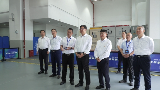 華能集團(tuán)有限公司總經(jīng)理、黨組副書記鄧建玲到云南分公司調(diào)研