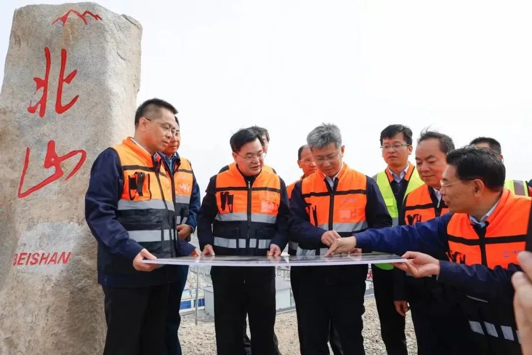 甘肅省委書記、省人大常委會(huì)主任胡昌升赴中國北山地下實(shí)驗(yàn)室建設(shè)工程現(xiàn)場(chǎng)調(diào)研