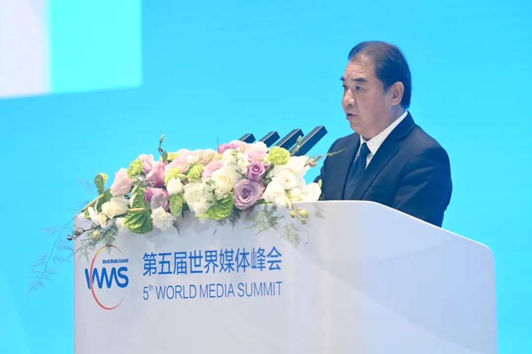 南方電網(wǎng)公司董事長、黨組書記孟振平在第五屆世界媒體峰會上作主旨發(fā)言