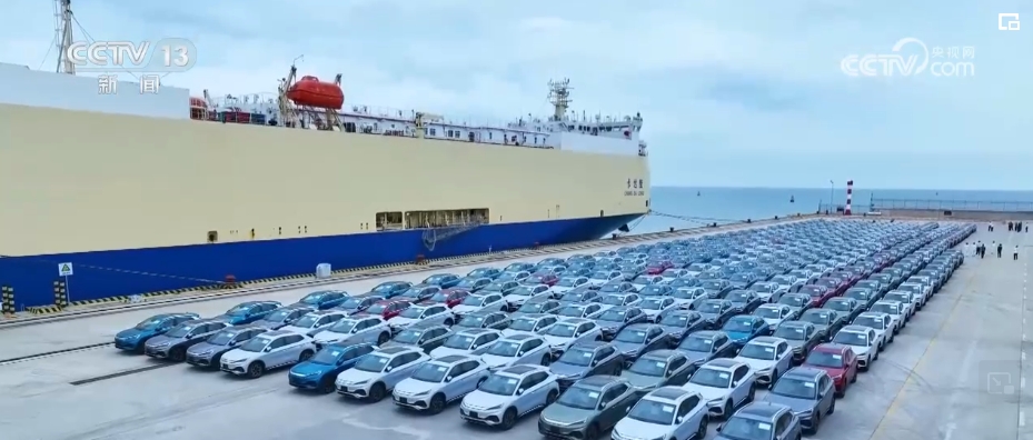 國產(chǎn)新能源車“出?！薄凹肌毙刑煜?再亮“黑科技”