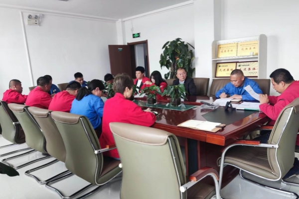 內(nèi)蒙古電力集團烏海千里山供電公司：對標新細則，完成班組定級工作