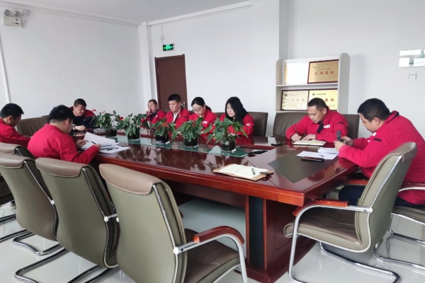 內(nèi)蒙古電力集團烏海千里山供電公司：嚴明紀律，廉潔過節(jié)