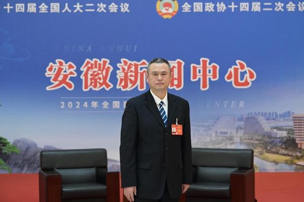程韜代表：支持引入新質(zhì)生產(chǎn)力，鼓勵新能源商用車發(fā)展