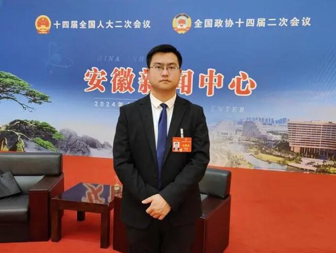 全國人大代表、國軒高科姚金?。簶?biāo)準(zhǔn)、技術(shù)、產(chǎn)業(yè)鏈多管齊下，推動電化學(xué)儲能產(chǎn)業(yè)高質(zhì)量發(fā)展