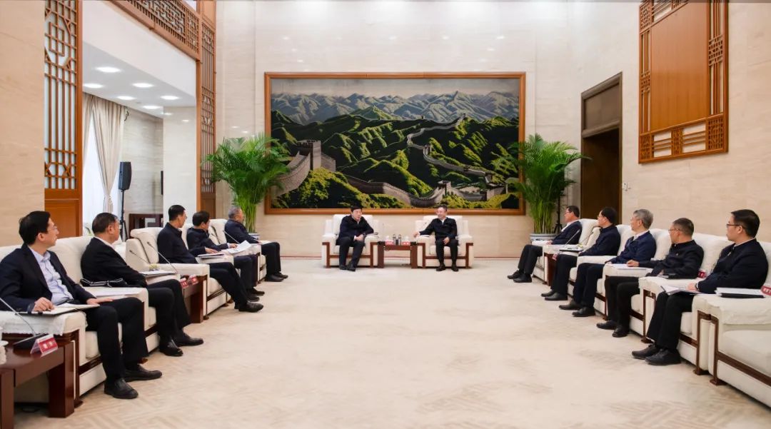 大唐集團(tuán)董事長、黨組書鄒磊與國家電網(wǎng)董事長、黨組書記張智剛會(huì)談