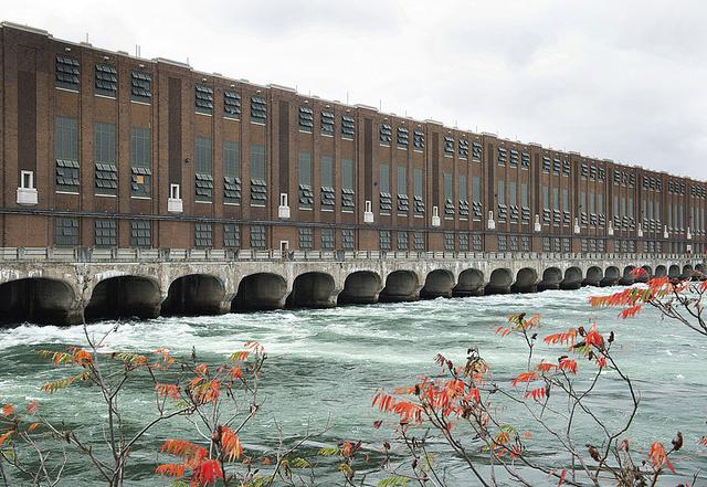 極端天氣殃及加拿大水力發(fā)電，“水電出口大國(guó)”向美國(guó)買電