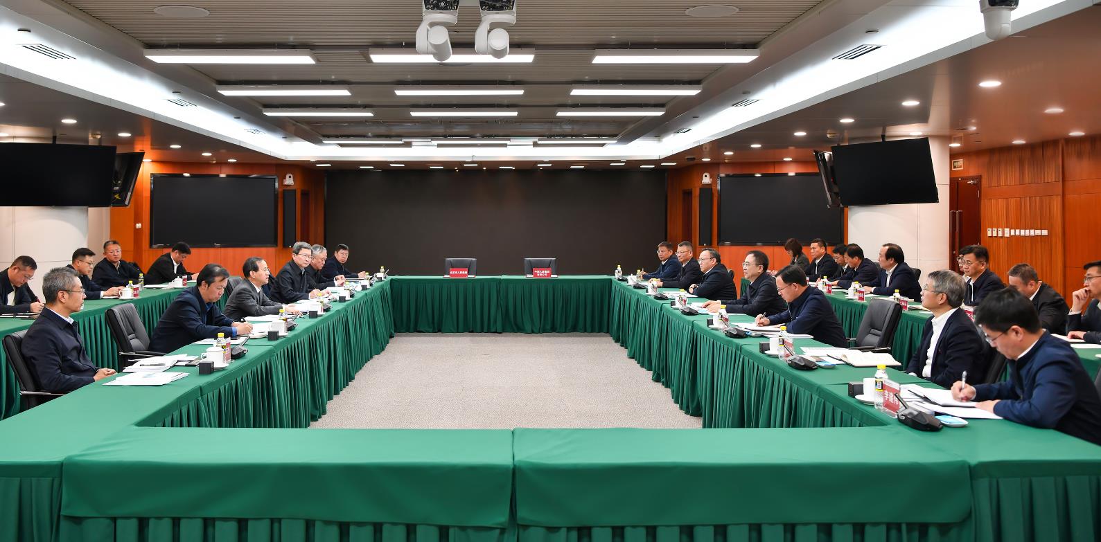 北京市委副書記、市長(zhǎng)殷勇走訪調(diào)研中國(guó)大唐總部