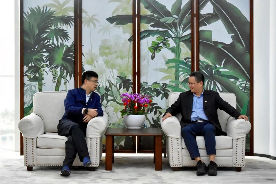 國電投海南公司黨委副書記、總經(jīng)理劉波濤拜訪大唐海南公司黨委書記、董事長王俊啟