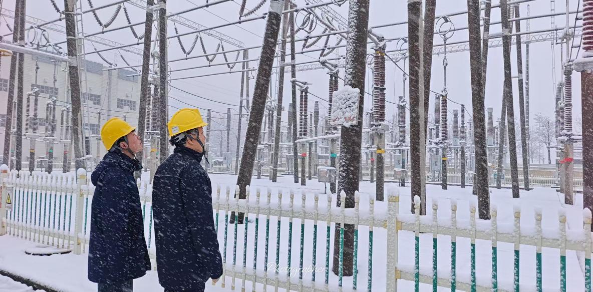 國網(wǎng)三門峽供電公司細化舉措戰(zhàn)冰雪保供電